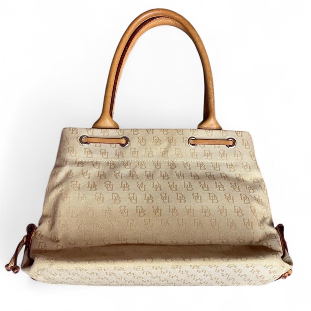 Dooney & Bourke Tan and Cream Vintage Tassel Satchel Shoulder Bag Handbag - Picture 2 of 3